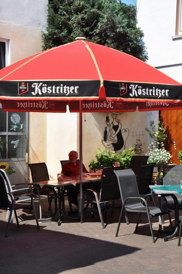 Hotel Hessischer Hof Kirchhain Exteriör bild